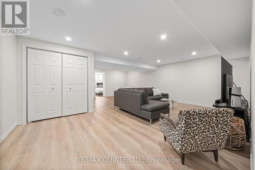 63 Athabaska Drive, Belleville (Thurlow Ward), ON - Indoor Photo Showing Other Room