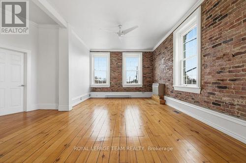 4 Elgin Street W, Arnprior, ON 