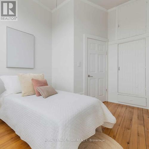 Virtually staged. - 4 Elgin Street W, Arnprior, ON 