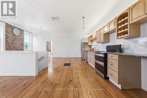 4 Elgin Street W, Arnprior, ON 