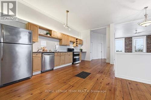 4 Elgin Street W, Arnprior, ON 