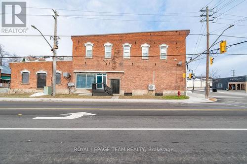 4 Elgin Street W, Arnprior, ON 