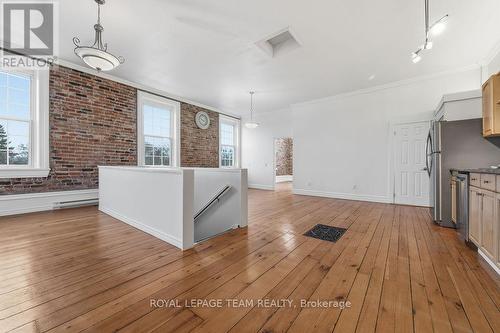 4 Elgin Street W, Arnprior, ON 