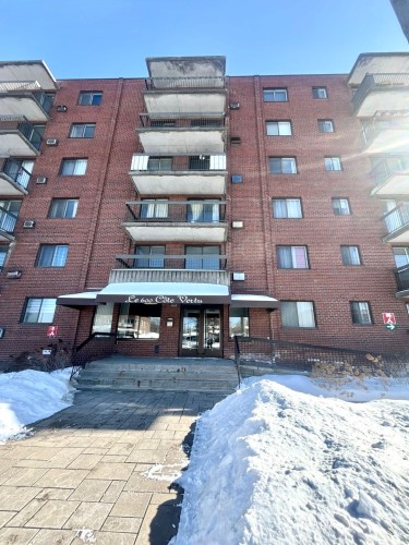 Front of Structure - 105-600 Boul. De La Côte-Vertu, Montréal (Saint-Laurent), QC - Outdoor