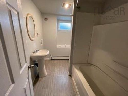 75 Denoon Street, Pictou, NS 