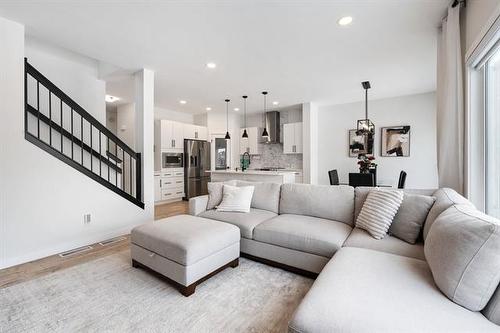 56 William Tweed Te, Winnipeg, MB 