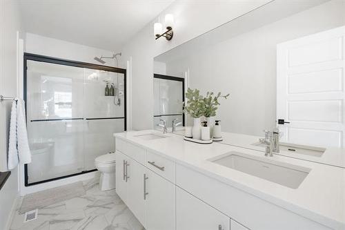 56 William Tweed Te, Winnipeg, MB 