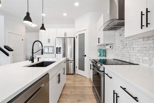 56 William Tweed Te, Winnipeg, MB 