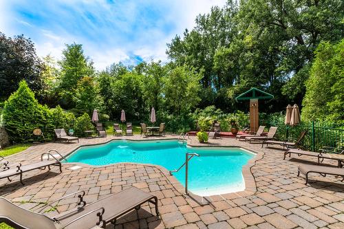 Piscine - 602-700 Ch. Marie-Le Ber, Montréal (Verdun/Île-Des-Soeurs), QC - Outdoor With In Ground Pool With Backyard