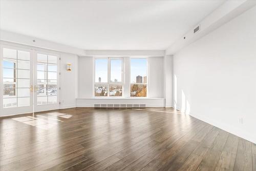 Salon - 602-700 Ch. Marie-Le Ber, Montréal (Verdun/Île-Des-Soeurs), QC - Indoor Photo Showing Living Room