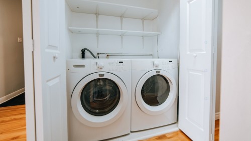 Passageway - 2-10015 Rue De Lille, Montréal (Ahuntsic-Cartierville), QC - Indoor Photo Showing Laundry Room