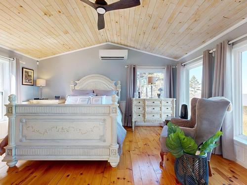 59 Sunset Avenue, Phinneys Cove, NS 