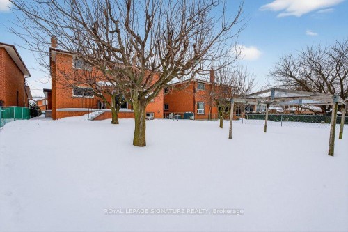 52A Gooderham Drive, Toronto, ON - Outdoor