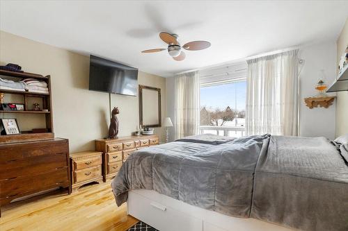 Chambre à coucher principale - 2584 Rue Sauvé E., Montréal (Ahuntsic-Cartierville), QC - Indoor Photo Showing Bedroom