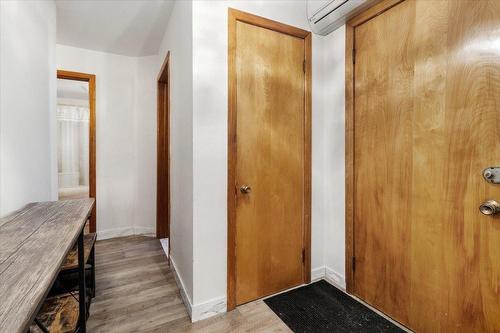 Hall d'entrée/Vestibule - 2584 Rue Sauvé E., Montréal (Ahuntsic-Cartierville), QC - Indoor Photo Showing Other Room