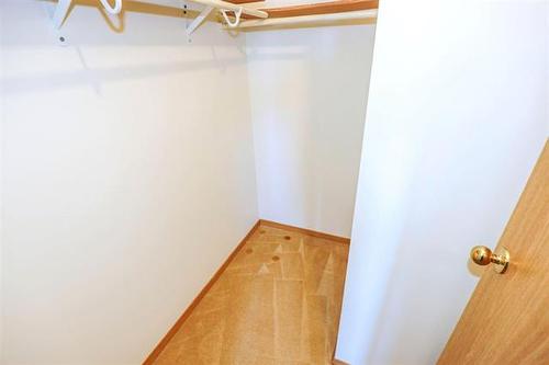 2207-1048 Bairdmore Blvd, Winnipeg, MB 