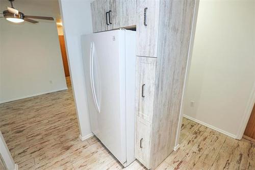 2207-1048 Bairdmore Blvd, Winnipeg, MB 