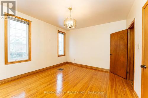 205 Markham Street, Toronto, ON - Indoor Photo Showing Other Room