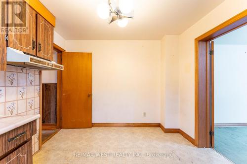 205 Markham Street, Toronto, ON - Indoor Photo Showing Other Room