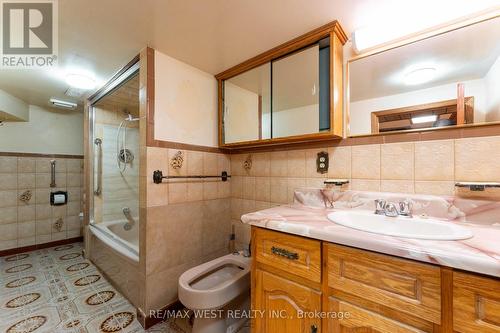 205 Markham Street, Toronto, ON - Indoor Photo Showing Bathroom