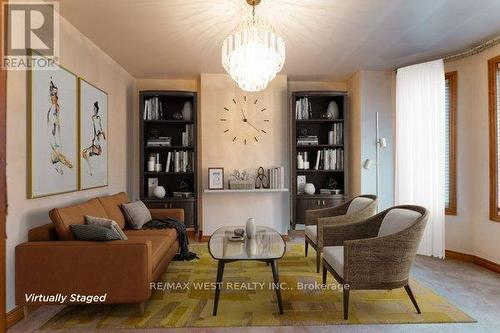 205 Markham Street, Toronto, ON - Indoor