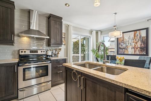 Cuisine - 4708 Rue Des Patriotes, Contrecoeur, QC - Indoor Photo Showing Kitchen With Double Sink With Upgraded Kitchen