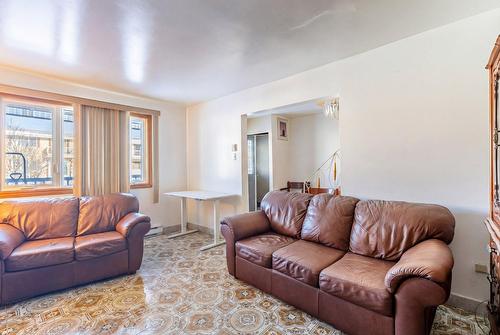 Salon - 11820 Av. Nicolas-Appert, Montréal (Rivière-Des-Prairies/Pointe-Aux-Trembles), QC 