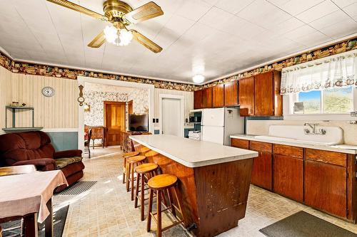 Cuisine - 3150 Ch. Bartlett, Cookshire-Eaton, QC 