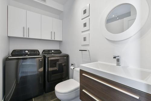 Salle de lavage - 13970 Rue Guillaume-Alarie, Mirabel, QC - Indoor Photo Showing Laundry Room