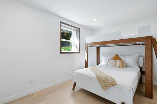 Chambre à coucher - 93 Ch. Du Domaine-Ayotte, Saint-Donat, QC - Indoor Photo Showing Bedroom