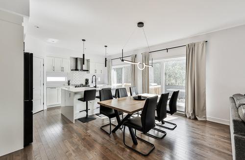 Dining room - Rue Des Rêves, Sainte-Julienne, QC - Indoor