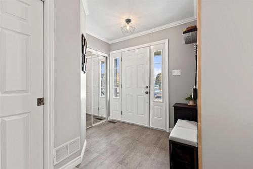 Hall d'entrée/Vestibule - 254 Rue Adrien-Rouleau, Les Coteaux, QC - Indoor Photo Showing Other Room