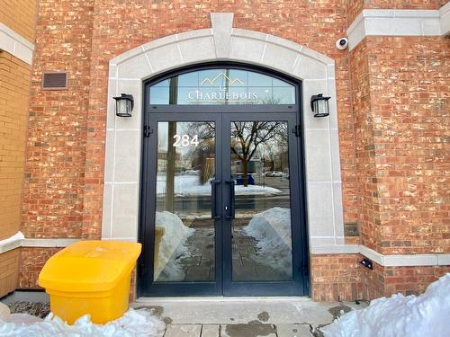 Façade - 206-284 Ch. Du Bord-Du-Lac-Lakeshore, Pointe-Claire, QC - Outdoor