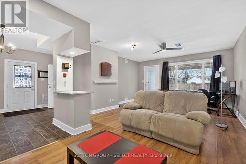 45 Upper Avenue, London North (North N), ON - Indoor Photo Showing Living Room