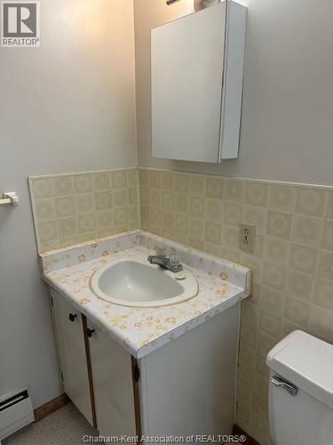 42 Parkview Heights, Aylmer, ON - Indoor Photo Showing Bathroom