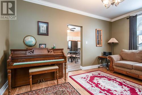 56 West Gore Street, Stratford, ON - Indoor