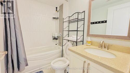 6 - 122 Courtland Avenue E, Kitchener, ON - Indoor Photo Showing Bathroom