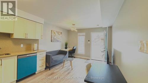 6 - 122 Courtland Avenue E, Kitchener, ON - Indoor Photo Showing Other Room