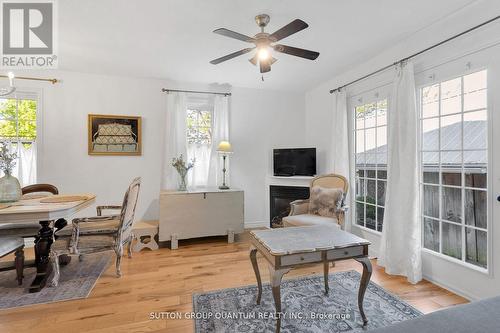 442 First Concession Road, Norfolk, ON - Indoor Photo Showing Dining Room