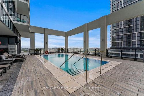 511 - 9000 Jane Street, Vaughan, ON - Outdoor With In Ground Pool