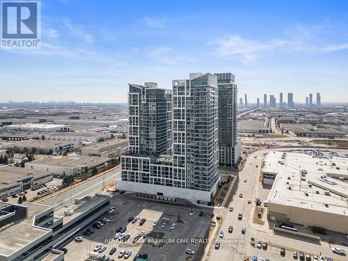 511 - 9000 Jane Street, Vaughan, ON - Outdoor With View