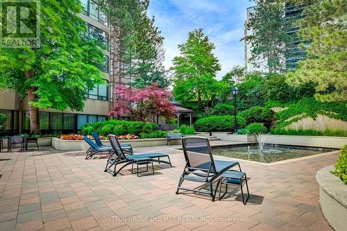 2806 - 1300 Islington Avenue, Toronto, ON - Outdoor