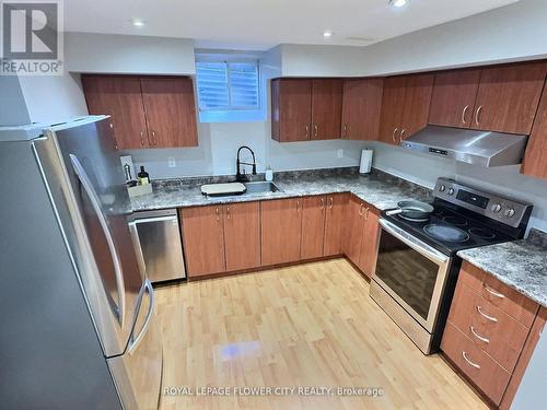 70 Colonel Bertram Road, Brampton, ON - Indoor Photo Showing Kitchen With Stainless Steel Kitchen