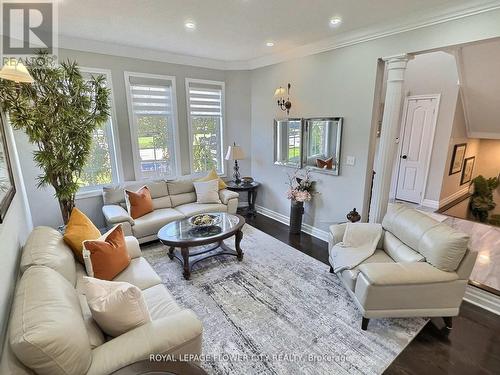 70 Colonel Bertram Road, Brampton, ON - Indoor Photo Showing Living Room