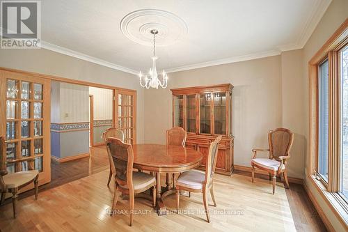 1601 Jalna Avenue, Mississauga, ON - Indoor Photo Showing Dining Room