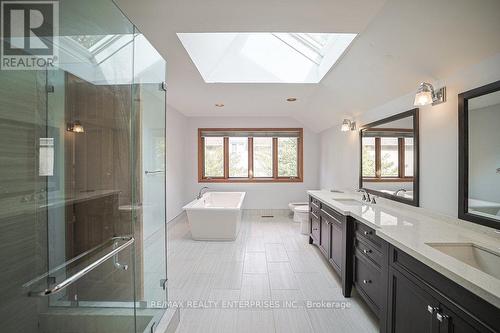 1601 Jalna Avenue, Mississauga, ON - Indoor Photo Showing Bathroom