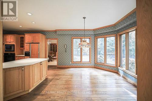 1601 Jalna Avenue, Mississauga, ON - Indoor Photo Showing Other Room