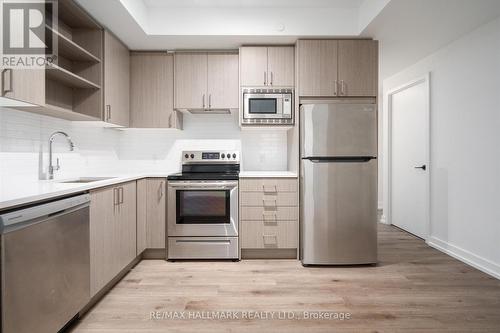 621 - 60 George Butchart Drive, Toronto, ON - Indoor Photo Showing Kitchen With Stainless Steel Kitchen