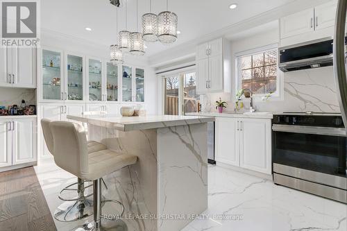 131 Checkerberry Crescent, Brampton, ON - Indoor Photo Showing Kitchen With Upgraded Kitchen