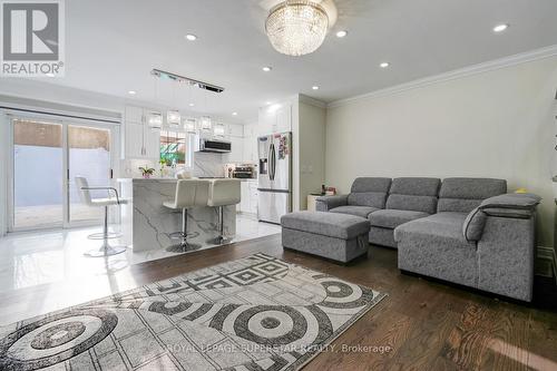 131 Checkerberry Crescent, Brampton, ON - Indoor Photo Showing Living Room